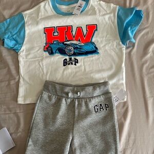 NWT GAP Kids/baby boy Hotwheels Car Graphic Tee and pants Set